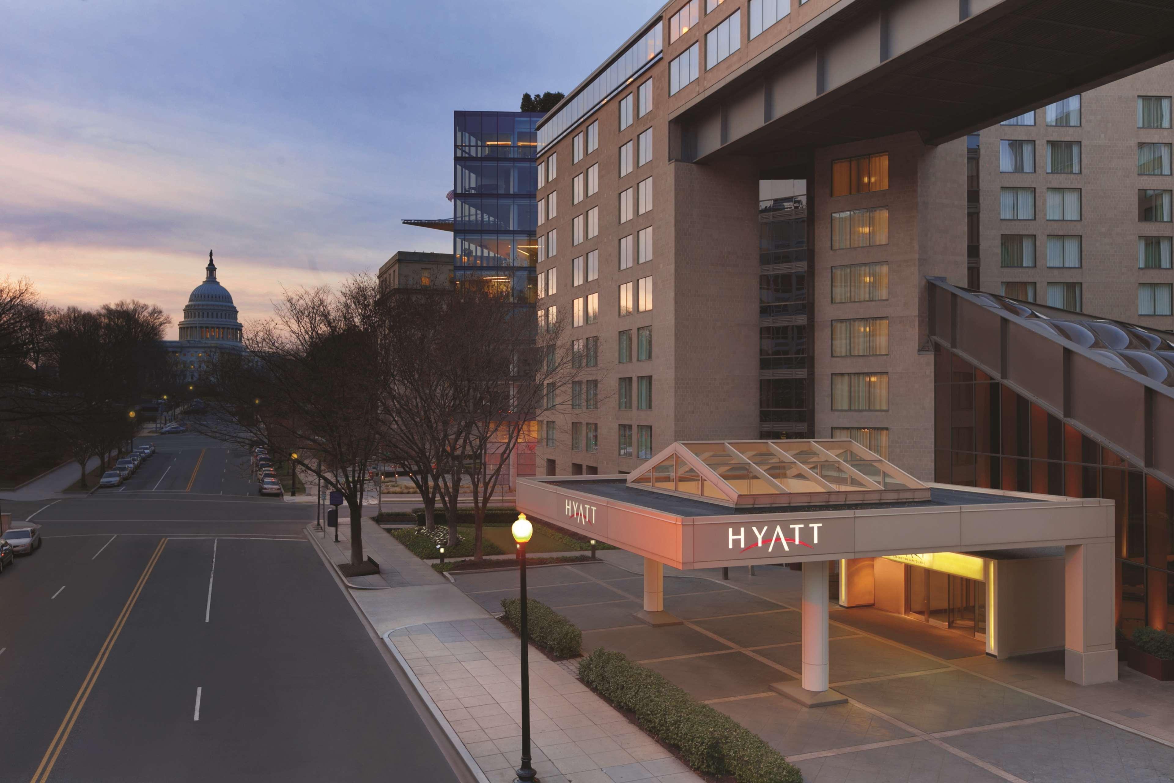 Отель Hyatt Regency Washington On Capitol Hill Экстерьер фото